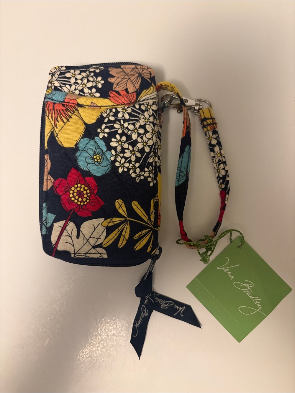 Vera Bradley All In One Wristlet - Happy Snails